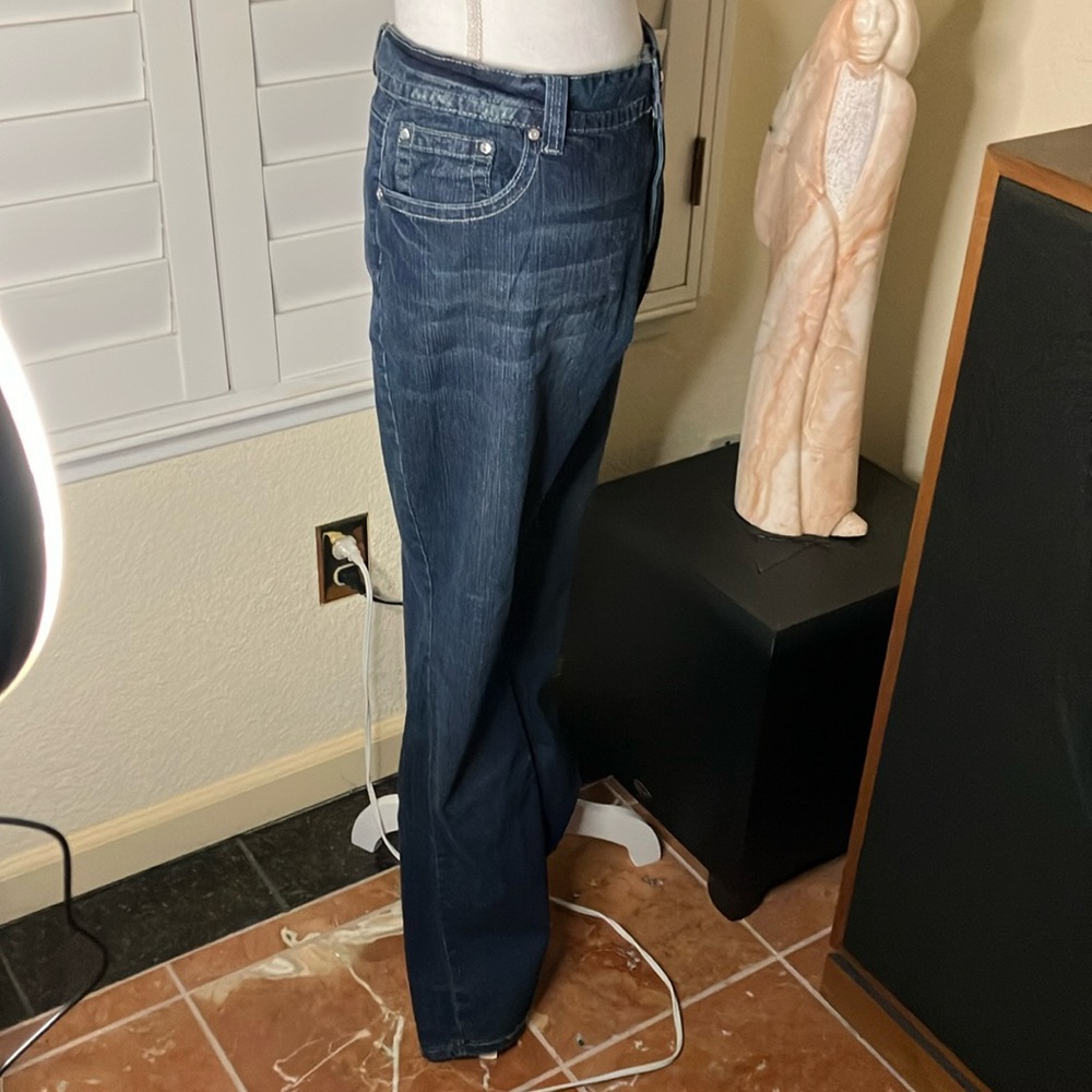 💙👖Kiss Therapy Dark Blue Stretchy Jeans W/Five Pockets & Zipper Front Size 22
